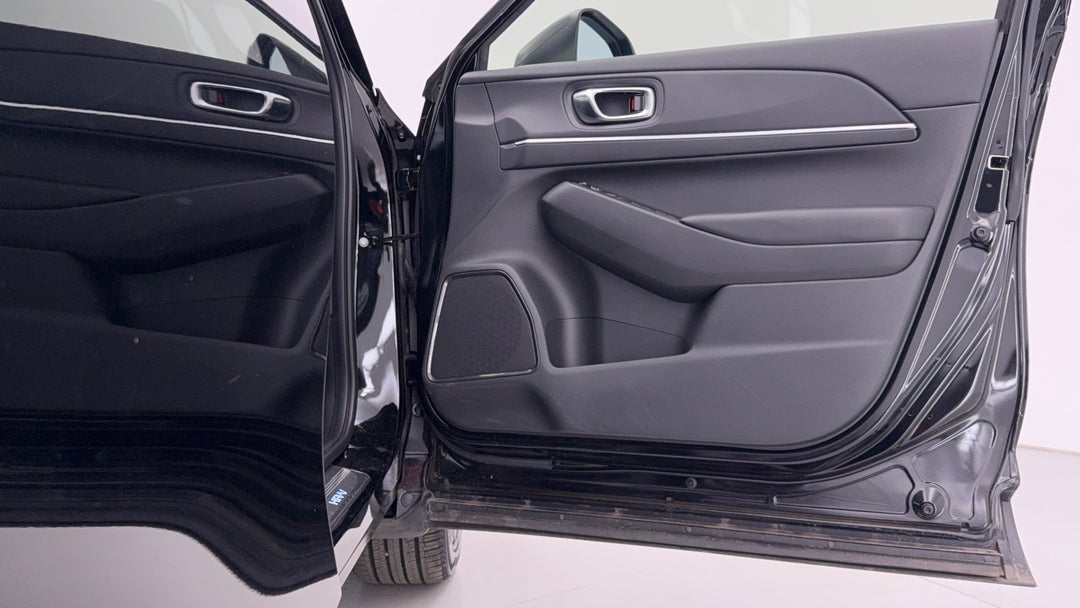 2022 Honda HR-V E:hev L, Automatic, 43760 km, Speaker View