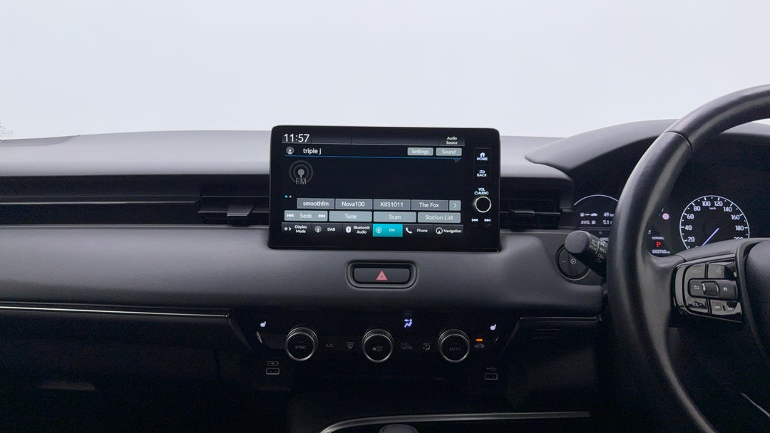 2022 Honda HR-V E:hev L, Automatic, 43760 km, Center Console