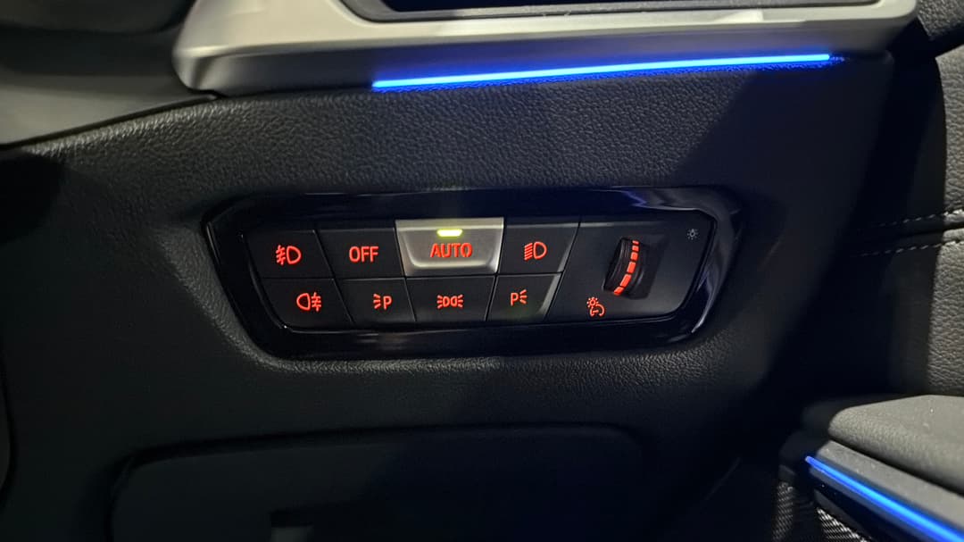 2020 BMW 3 30i M Sport, Automatic, 46034 km, Utility Switches/Buttons