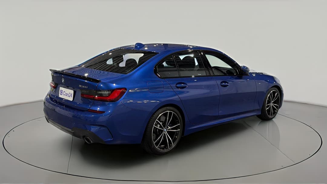 2020 BMW 3 30i M Sport, Automatic, 46034 km, Right Back Diagonal (45- Degree) View