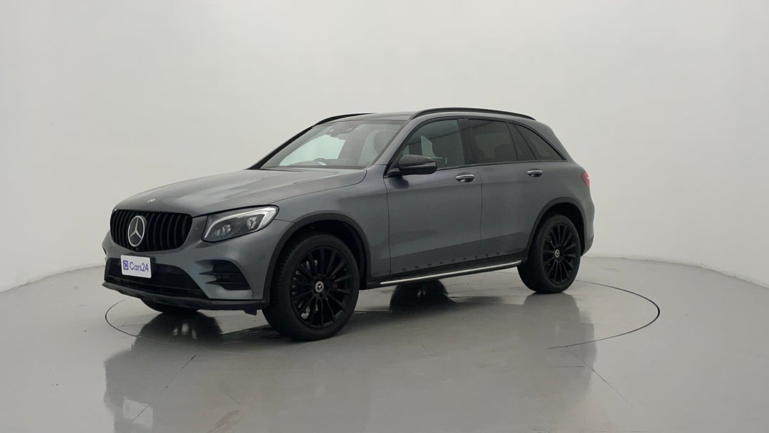 Left Front Diagonal (45- Degree) View