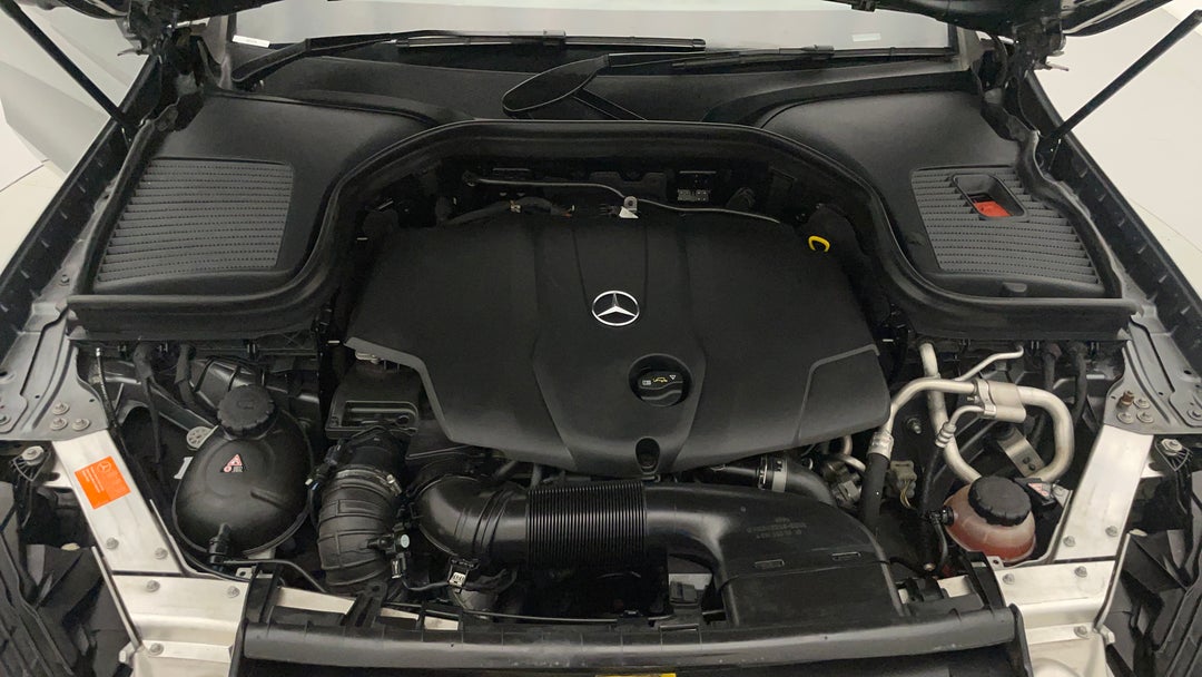 Open Bonnet (Engine)