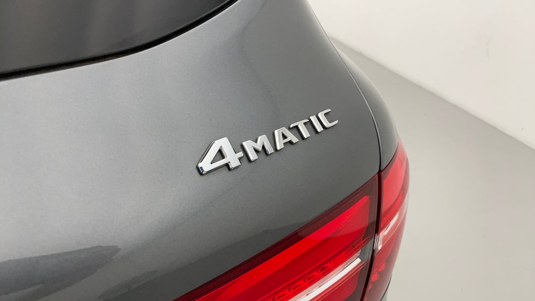 Badge (Boot Right Side)