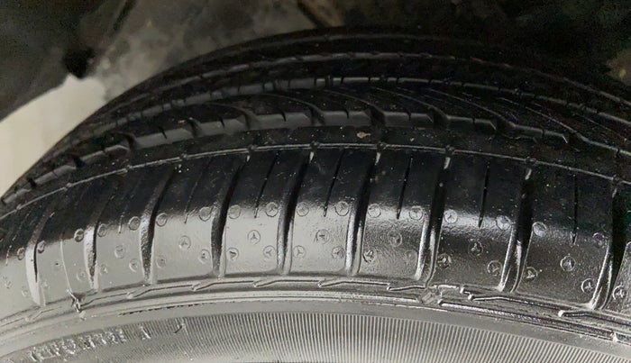 2016 Maruti Baleno ZETA 1.2 K12, Petrol, Manual, 18,951 km, Left Front Tyre Tread
