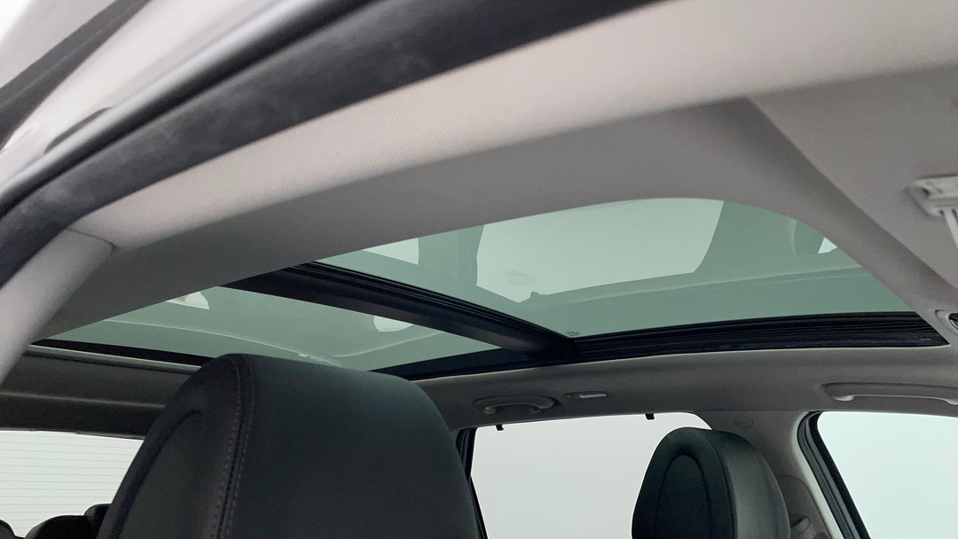 Interior Sunroof/Moonroof