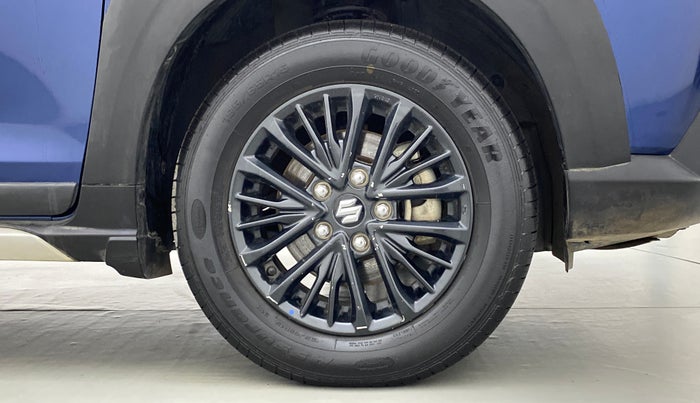 2019 Maruti XL6 ALPHA SHVS  MT, Petrol, Manual, 48,327 km, Right Front Tyre