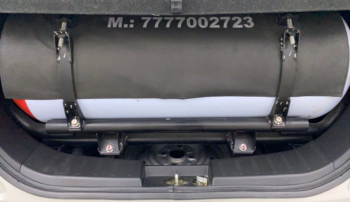 2018 Maruti Wagon R 1.0 LXI CNG, CNG, Manual, 82,568 km, Boot Inside
