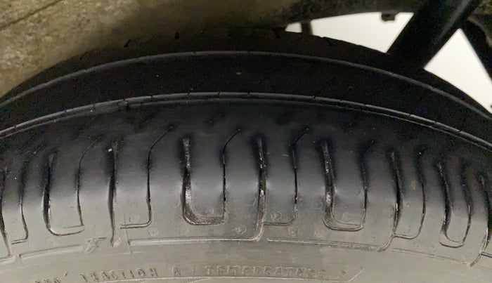2018 Maruti Wagon R 1.0 LXI CNG, CNG, Manual, 82,568 km, Left Rear Tyre Tread