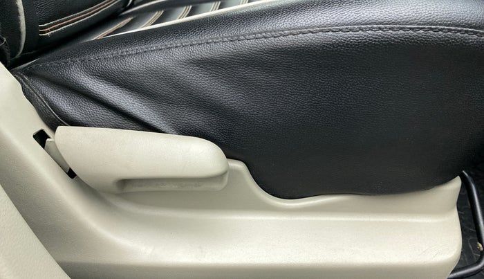 2017 Maruti Celerio ZXI AMT (O), Petrol, Automatic, 67,364 km, Driver Side Adjustment Panel
