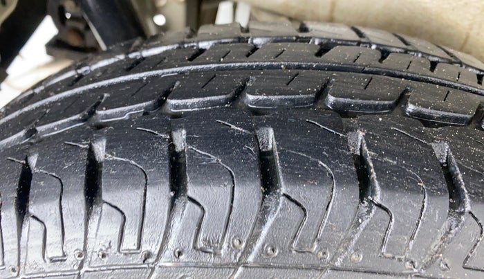 2018 Maruti Wagon R 1.0 LXI, CNG, Manual, 33,531 km, Right Rear Tyre Tread