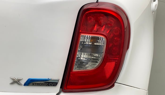 2015 Nissan Micra XV CVT, Petrol, Automatic, 54,569 km, Right tail light - Minor damage