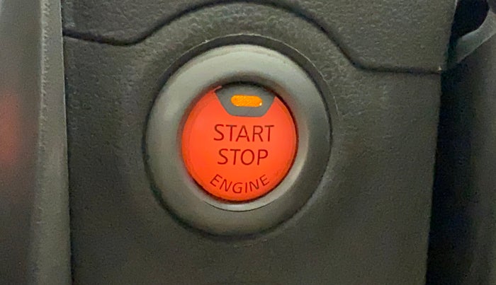 2015 Nissan Micra XV CVT, Petrol, Automatic, 54,569 km, Keyless Start/ Stop Button