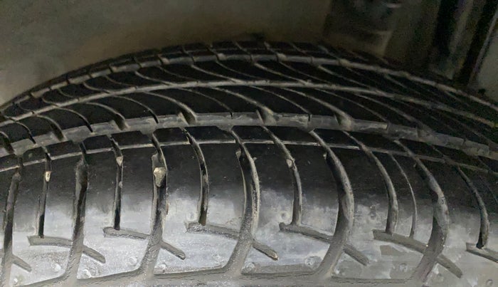 2015 Nissan Micra XV CVT, Petrol, Automatic, 54,569 km, Left Rear Tyre Tread