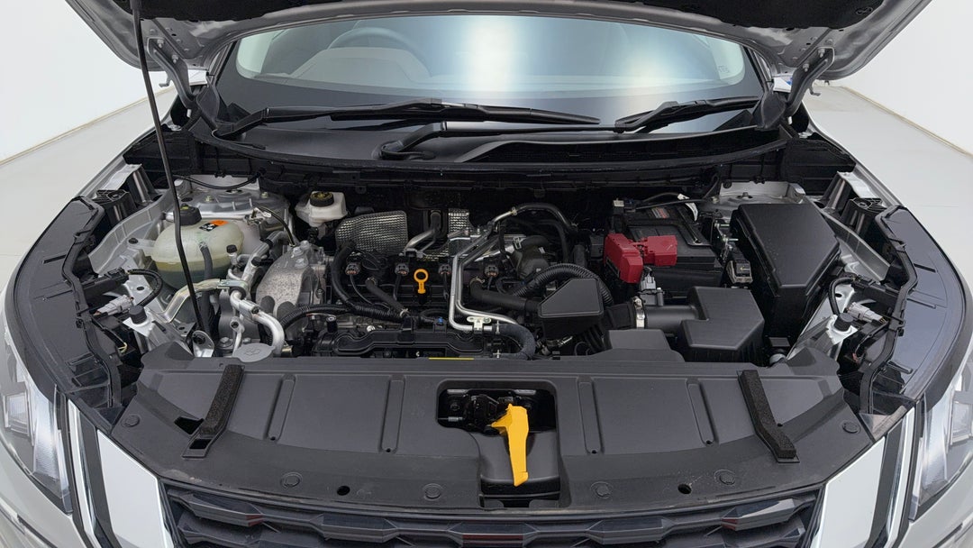 Open Bonnet (Engine)