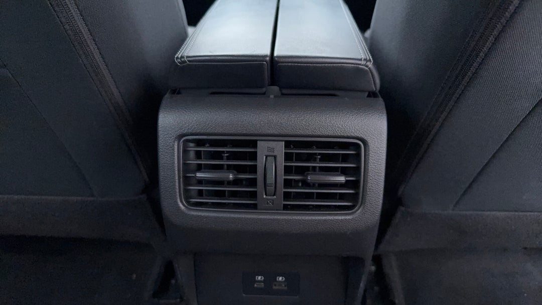 Rear A/C Vent