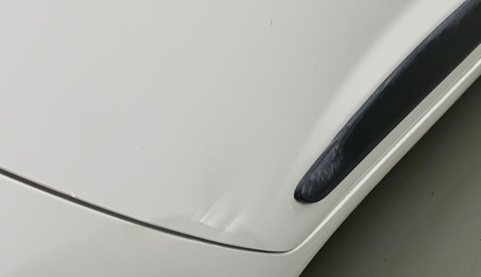 2018 Hyundai Grand i10 SPORTZ 1.2 KAPPA VTVT, Petrol, Manual, 19,052 km, Right rear door - Slightly dented