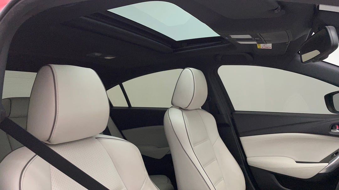 Interior Sunroof/Moonroof