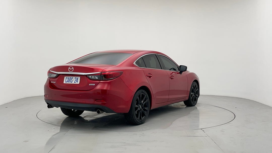 Right Back Diagonal (45- Degree) View