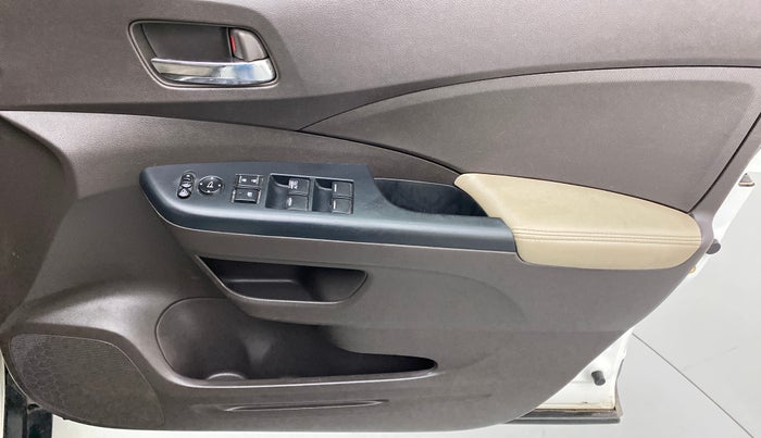 2015 Honda CRV 2.0 2WD AT, Petrol, Automatic, 70,654 km, Driver Side Door Panels Control