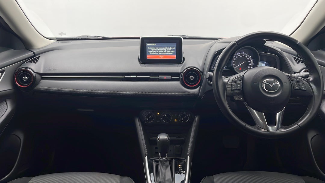 2017 Mazda CX-3 Maxx (fwd), Automatic, 60642 km, Dashboard View
