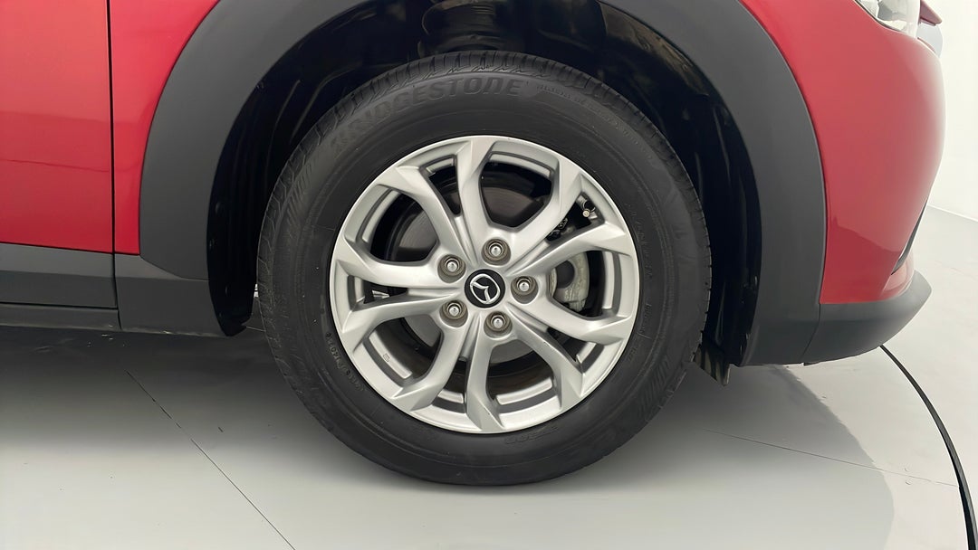 2017 Mazda CX-3 Maxx (fwd), Automatic, 60642 km, Right Front Wheel