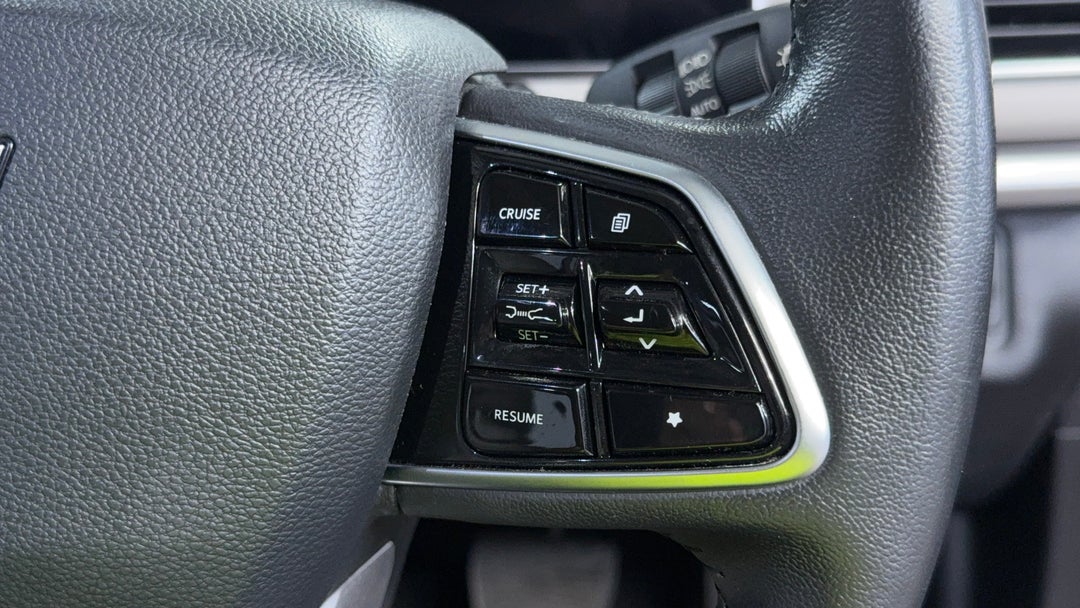 2023 Mahindra Xuv700 Ax7l, Automatic, 20601 km, Cruise Control