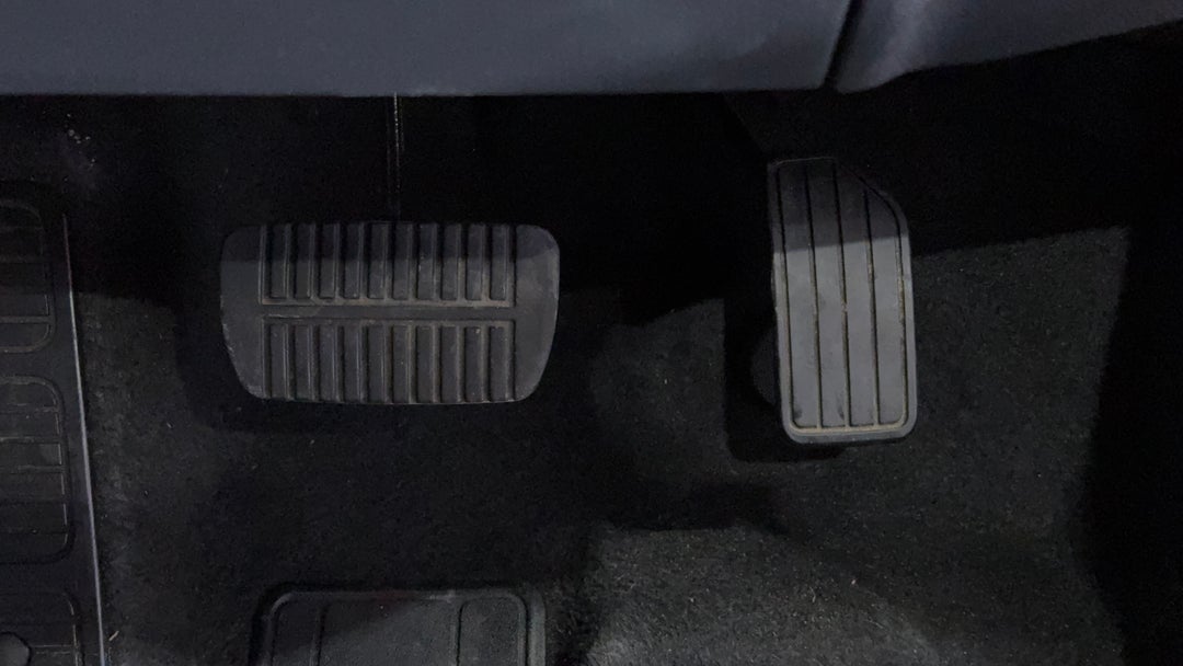 Pedals and Footmat