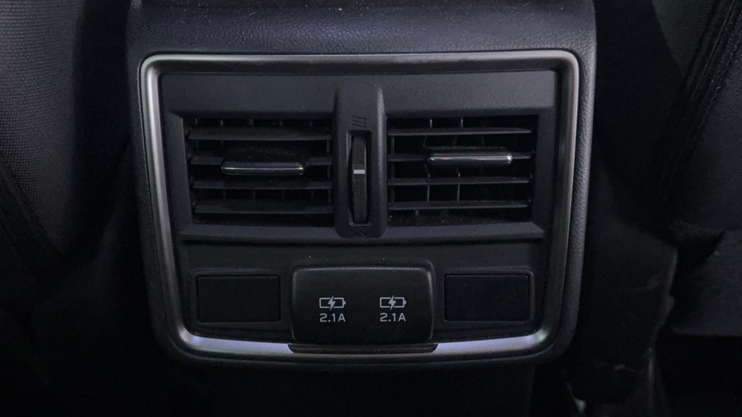 Rear A/C Vent