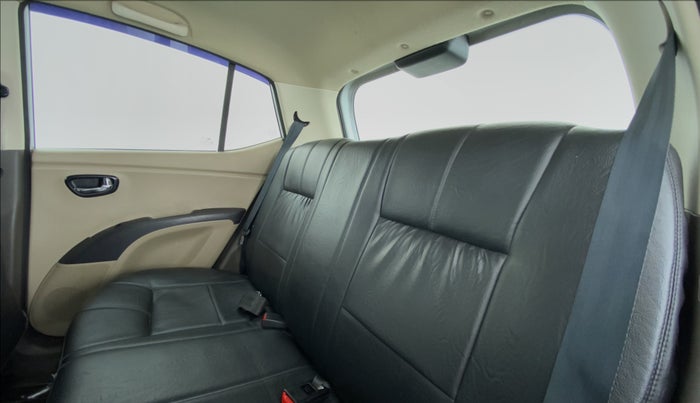 2015 Hyundai i10 SPORTZ 1.1 IRDE2, Petrol, Manual, 37,816 km, Right Side Rear Door Cabin