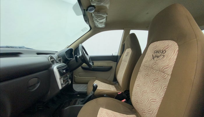 2013 Hyundai Santro Xing GL PLUS, Petrol, Manual, 42,220 km, Right Side Front Door Cabin