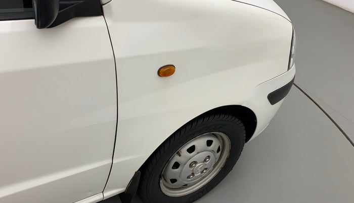 2013 Hyundai Santro Xing GL PLUS, Petrol, Manual, 42,220 km, Right fender - Paint has minor damage