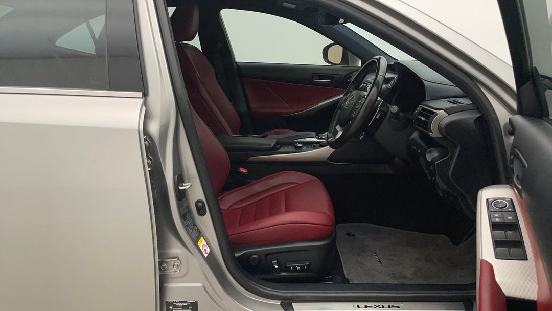 2017 Lexus Is200t F Sport, Automatic, 77665 km, Right Side Front Door Cabin View