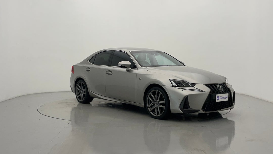 2017 Lexus Is200t F Sport, Automatic, 77665 km, Right Front Diagonal (45- Degree) View