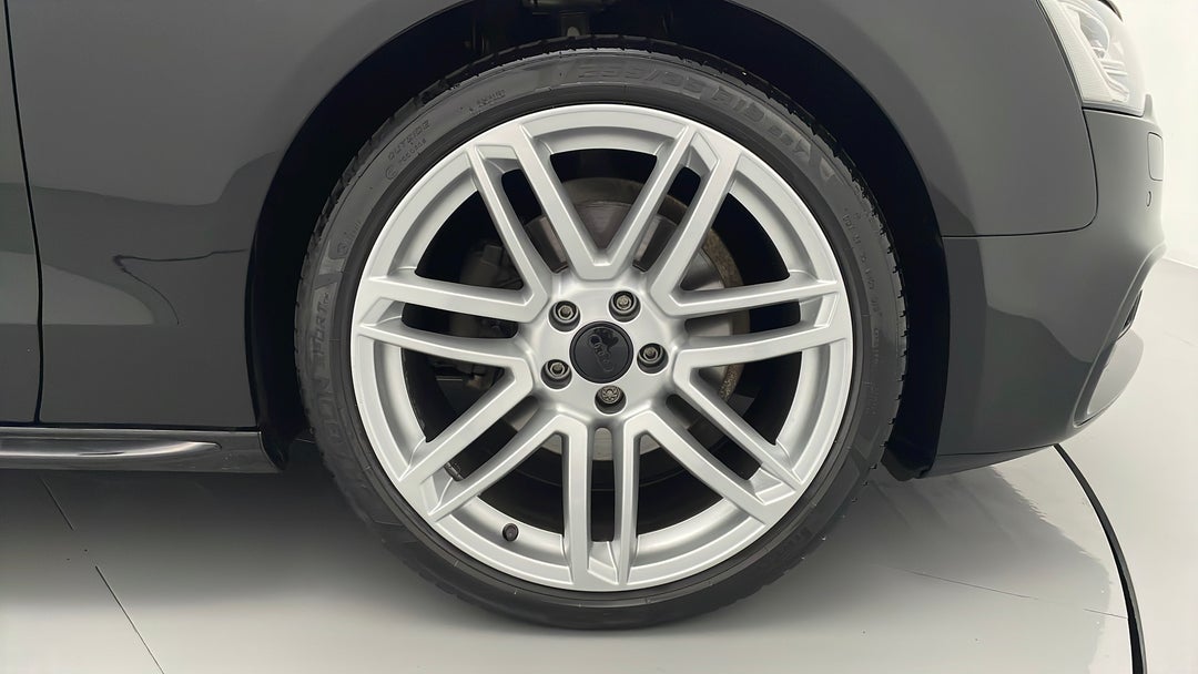 2016 Audi A5 Sportback 1.8 Tfsi, Automatic, 92737 km, Right Front Wheel