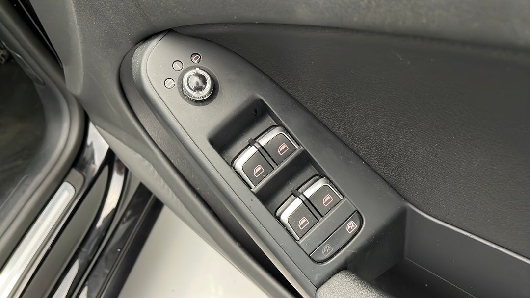 2016 Audi A5 Sportback 1.8 Tfsi, Automatic, 92737 km, Drivers Side Door Panel Controls