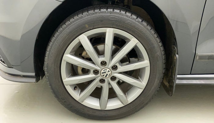 2020 Volkswagen Vento HIGHLINE PLUS 1.0L TSI, Petrol, Manual, 43,444 km, Left Front Wheel
