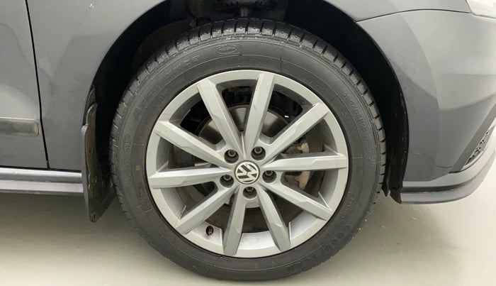 2020 Volkswagen Vento HIGHLINE PLUS 1.0L TSI, Petrol, Manual, 43,444 km, Right Front Wheel