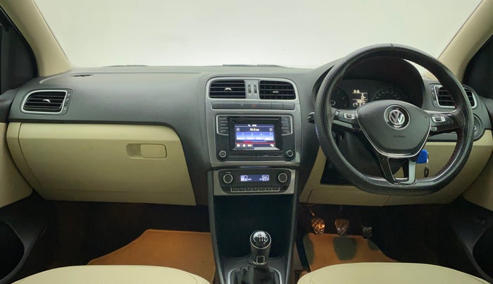 2020 Volkswagen Vento HIGHLINE PLUS 1.0L TSI, Petrol, Manual, 43,444 km, Dashboard