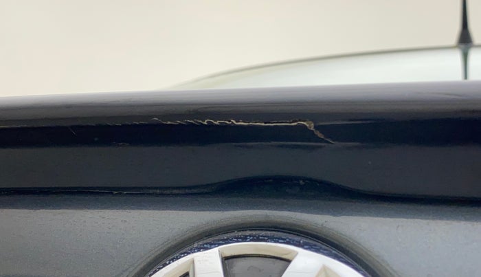 2020 Volkswagen Vento HIGHLINE PLUS 1.0L TSI, Petrol, Manual, 43,444 km, Dicky (Boot door) - Spoiler has minor damage