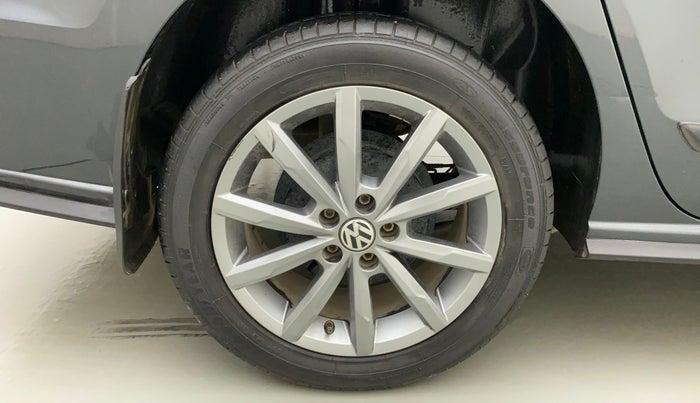 2020 Volkswagen Vento HIGHLINE PLUS 1.0L TSI, Petrol, Manual, 43,444 km, Right Rear Wheel