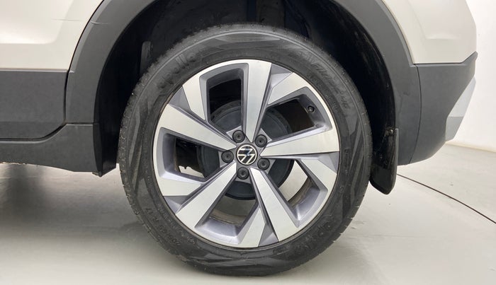 2022 Volkswagen TAIGUN TOPLINE 1.0 TSI AT, Petrol, Automatic, 15,085 km, Left Rear Wheel