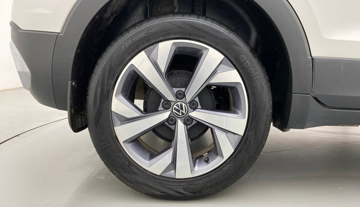 2022 Volkswagen TAIGUN TOPLINE 1.0 TSI AT, Petrol, Automatic, 15,085 km, Right Rear Wheel