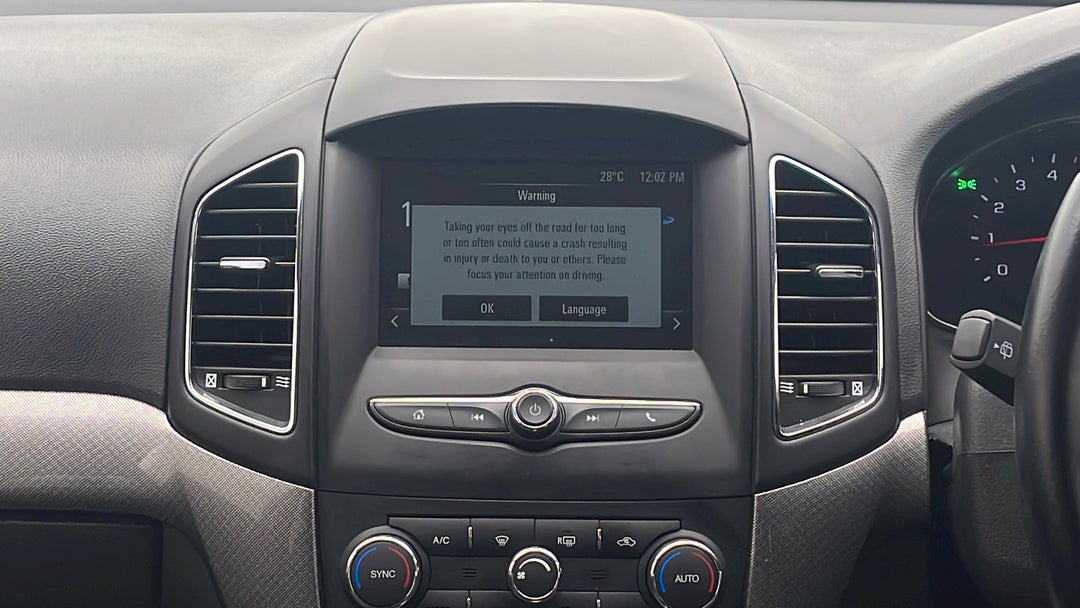 2017 Holden Captiva Active 7 Seater, Automatic, 42903 km, Infotainment System