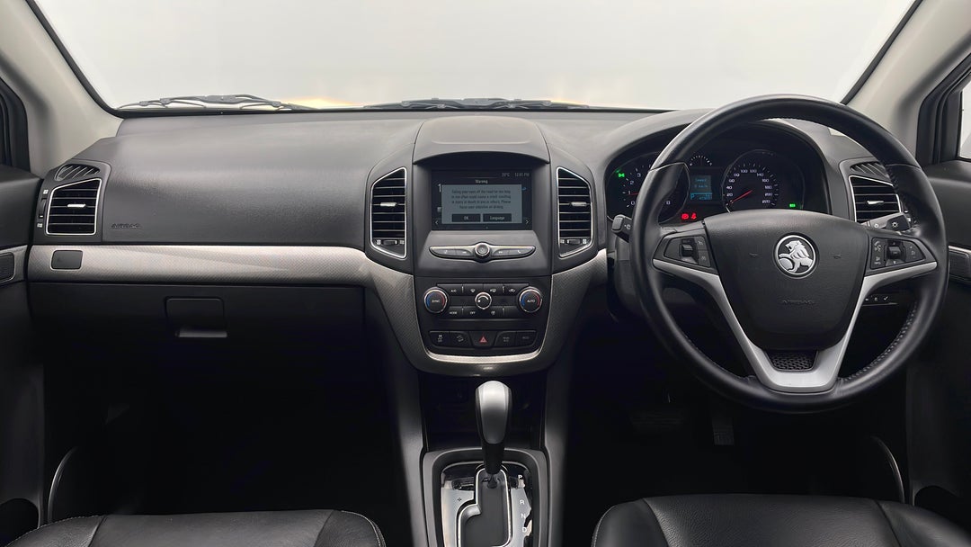 2017 Holden Captiva Active 7 Seater, Automatic, 42903 km, Dashboard View