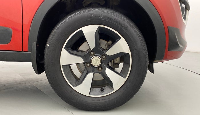 2019 Tata NEXON XZA + 1.2 PETROL A/T, Petrol, Automatic, 20,700 km, Right Front Wheel