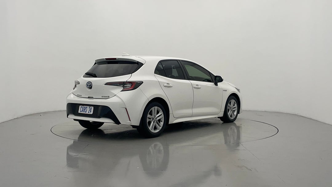 Right Back Diagonal (45- Degree) View