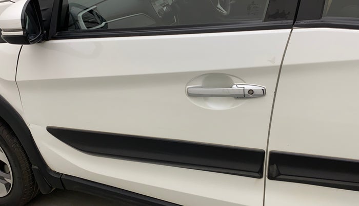 2018 Honda BR-V 1.5L I-VTEC V CVT, Petrol, Automatic, 45,409 km, Front passenger door - Paint has faded