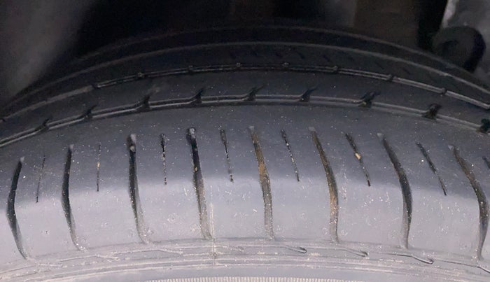 2019 KIA SELTOS HTX 1.5 PETROL MT, Petrol, Manual, 41,289 km, Left Rear Tyre Tread