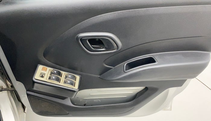 2018 Datsun Redi Go A, CNG, Manual, 67,155 km, Driver Side Door Panels Control