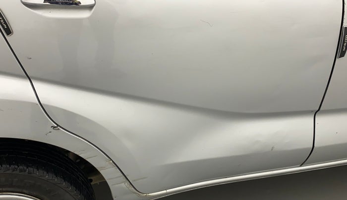 2018 Datsun Redi Go A, CNG, Manual, 67,155 km, Right rear door - Minor scratches